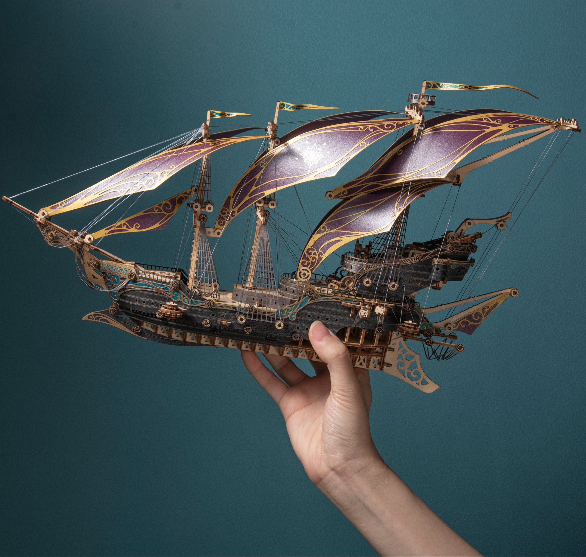 howCat✖️The Lord of the Mysteries-3D Wooden Puzzle Kit